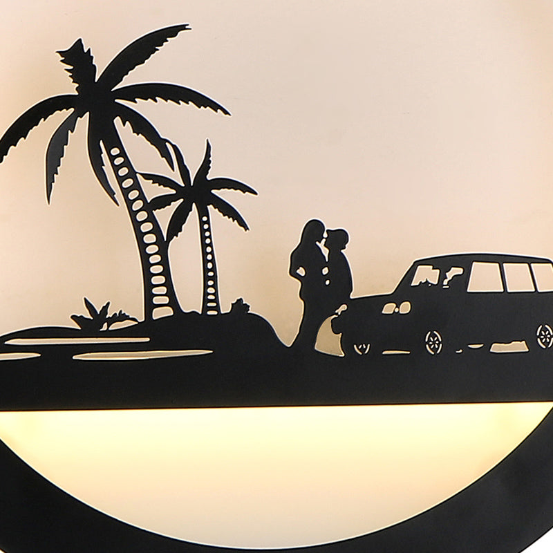 Unique Shape Metal Wall Light Modern Style 1-Light Wall Mounted Light Fixture in Black