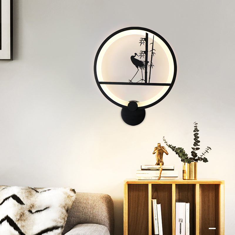 Unique Shape Metal Wall Light Modern Style 1-Light Wall Mounted Light Fixture in Black