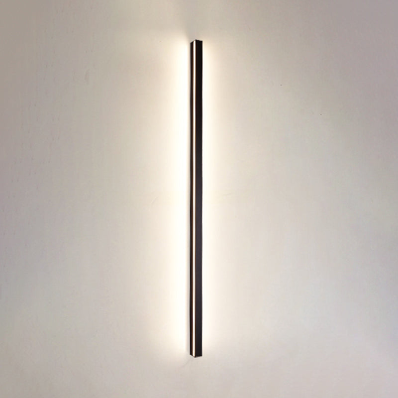 Linear Shade Metal Wall Sconce Modern Style 1 Light Wall Mounted Light in Black