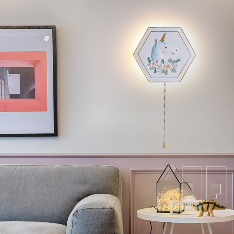 Modern Style Hexagonal Shape Wall Sconce Metal 1 Light Wall Lighting for Bedroom