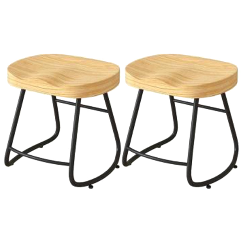 Modern Backrest Counter Stool Iron Milk Tea Shop Bar Stool with Wooden Seat and Pedal