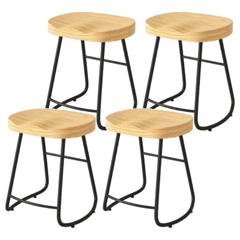 Modern Backrest Counter Stool Iron Milk Tea Shop Bar Stool with Wooden Seat and Pedal