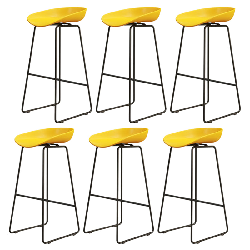 Modern Armless Backrest Counter Stool Iron Dessert Shop Bar Stool with Acrylic Seat