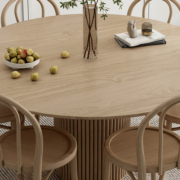 Modern Round Dining Table Pine Solid Wood Pedestal Dining Table in Natural