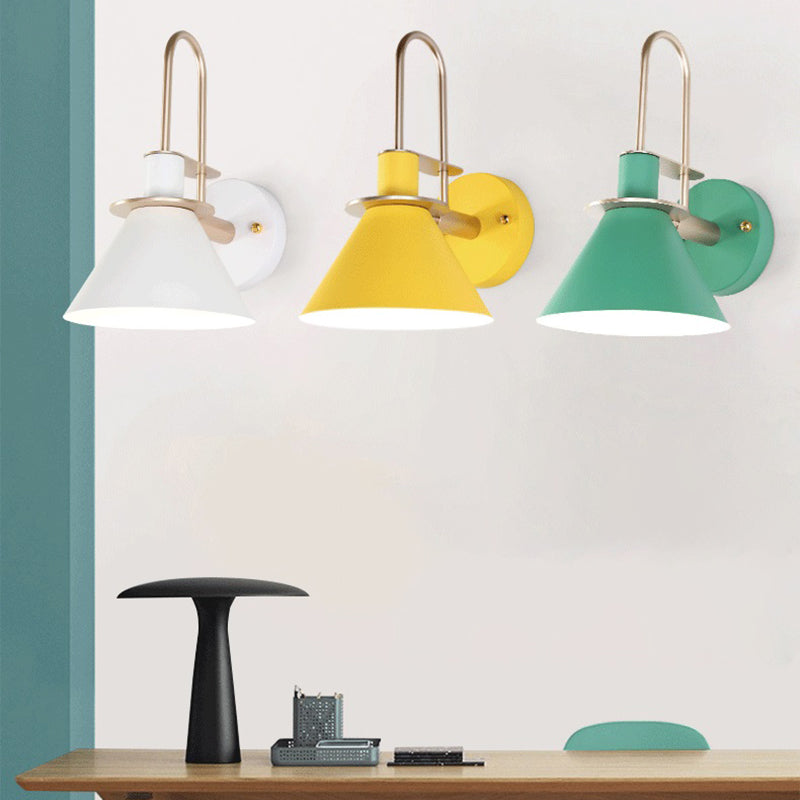 Geometric Shade Metal Wall Sconce Industrial Style Single Light Wall Mounted Light