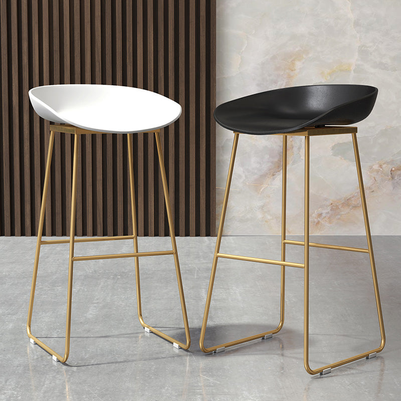 Coffee Shop Counter Stool Glam Metal Footrest Low Back Counter Stools