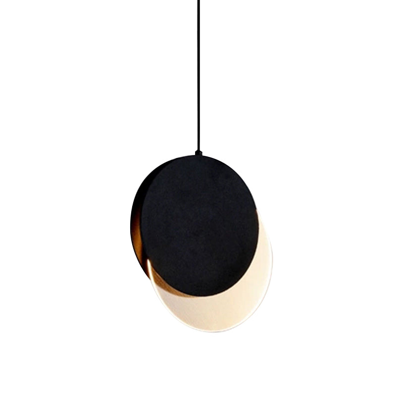 Éclairage suspendu à suspension simple à la LED métallique Soupchée suspendue à l'arrière avec conception de nouvelle lune