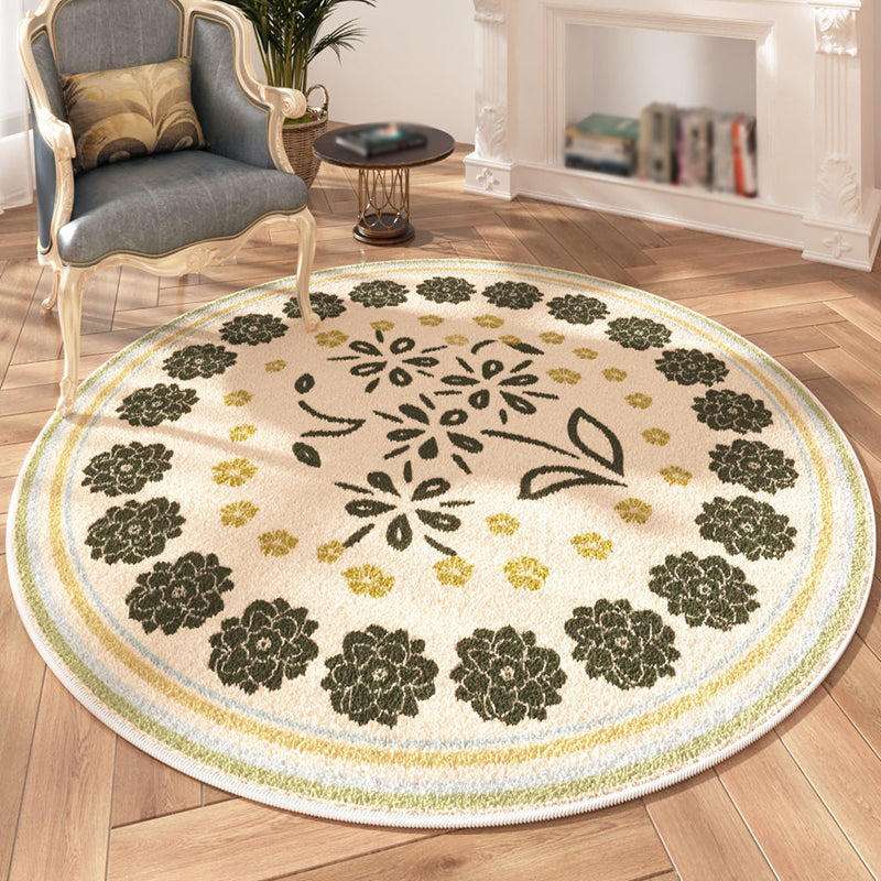 Beige Modern Area Rug Polyester Plant Rug Stain Resistant Rug for Living Room