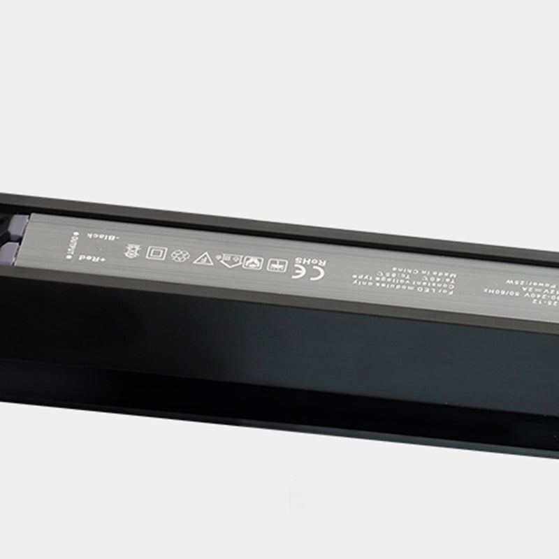 Metal Linear Shade Wall Sconce Modern Style 1- Light Wall Mounted Light in Black