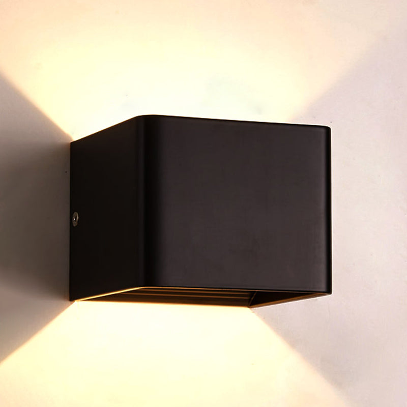 Simple Wall Mount Light Modern LED Wall Sconce Light with Metal Shade for Bedroom