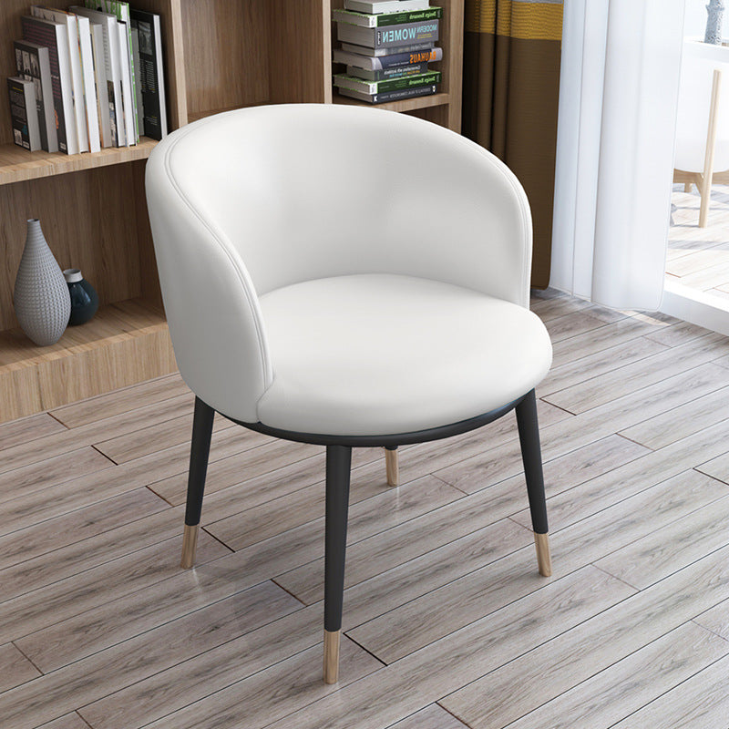 Faux Leather Contemporary Dining Chair with 4 Legs Matte Finish Solid Back Chair