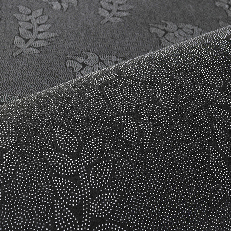 Black Modern Rug Polyester Square Pattern Rug Stain Resistant Rug for Drawing Room