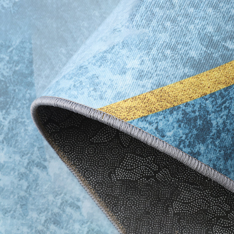 Beige Traditional Rug Polyester Graphic Rug Stain Resistant Rug for Living Room