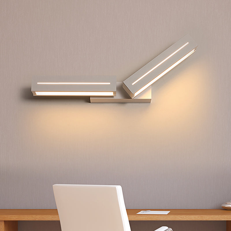 Rectangle Acrylic Wall Mounted Light Modern 1 Light Black/White Sconce Light for Bedroom