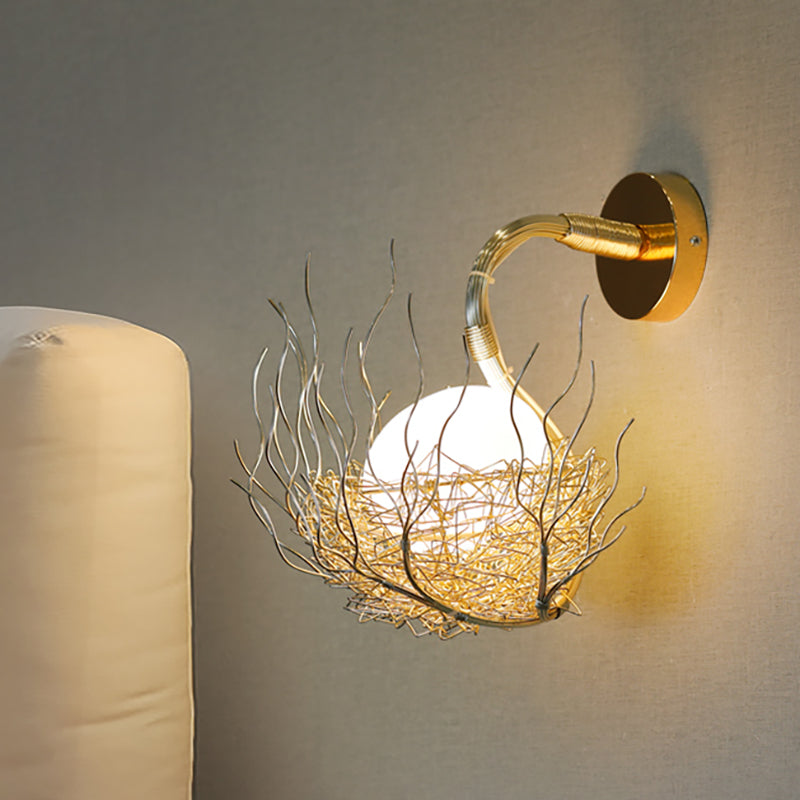 Globe Glass Wand Licht armatuur met gouden nestontwerp Postmodern 1 licht SCONCE LICHT, 8,5 "/10" breed