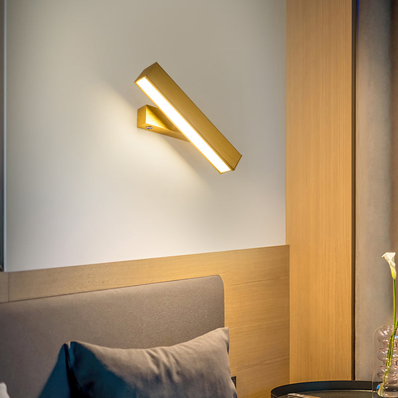 Square Shade Metal Wall Sconce Modern 1-Light Wall Mount Lighting
