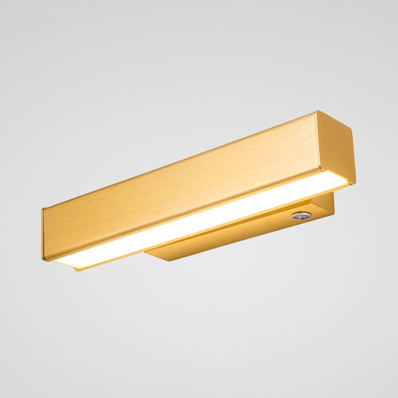 Square Shade Metal Wall Sconce Modern 1-Light Wall Mount Lighting