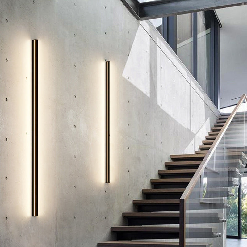 Metal Linear Shape Wall Lighting Modern Style 1 Light Wall Mounted Light Fixture in Black