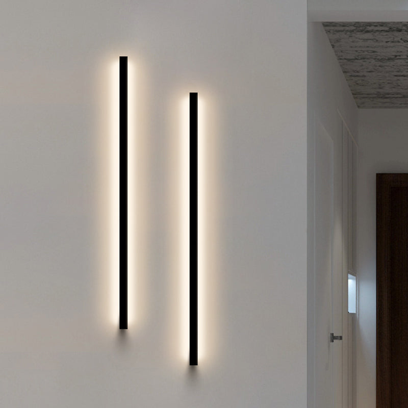 Metal Linear Shape Wall Lighting Modern Style 1 Light Wall Mounted Light Fixture in Black