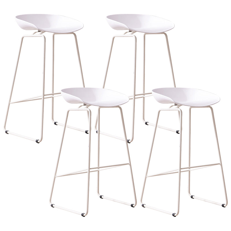 Modern Dessert Shop Footrest Stool Matte Finish Iron Bar Stool