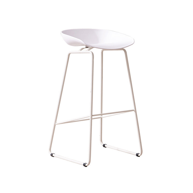 Modern Dessert Shop Footrest Stool Matte Finish Iron Bar Stool