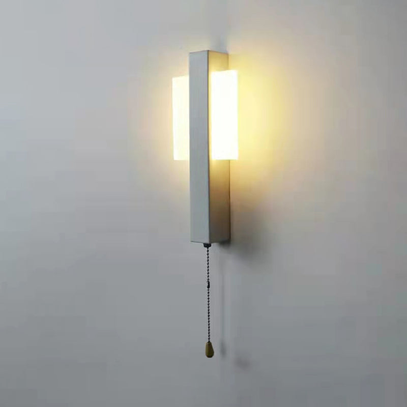 Nordic Metal Wall Light Straight Rotatable LED Wall Sconce for Living Room