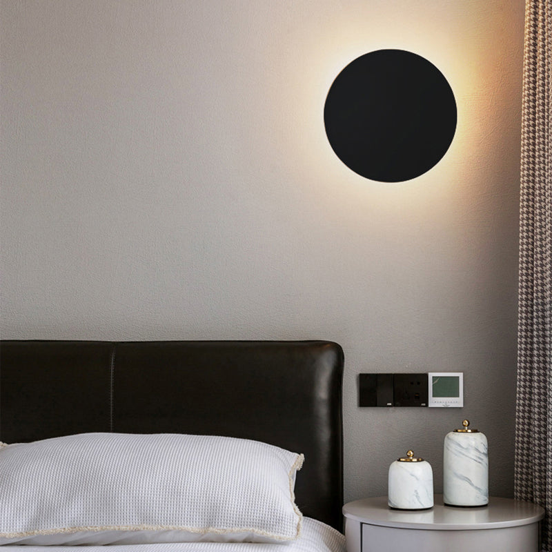 Round Shape Metal Wall Light Modern Style 1 Light Wall Mounted Light Fixture