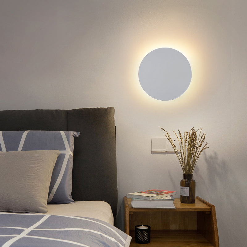Round Shape Metal Wall Light Modern Style 1 Light Wall Mounted Light Fixture