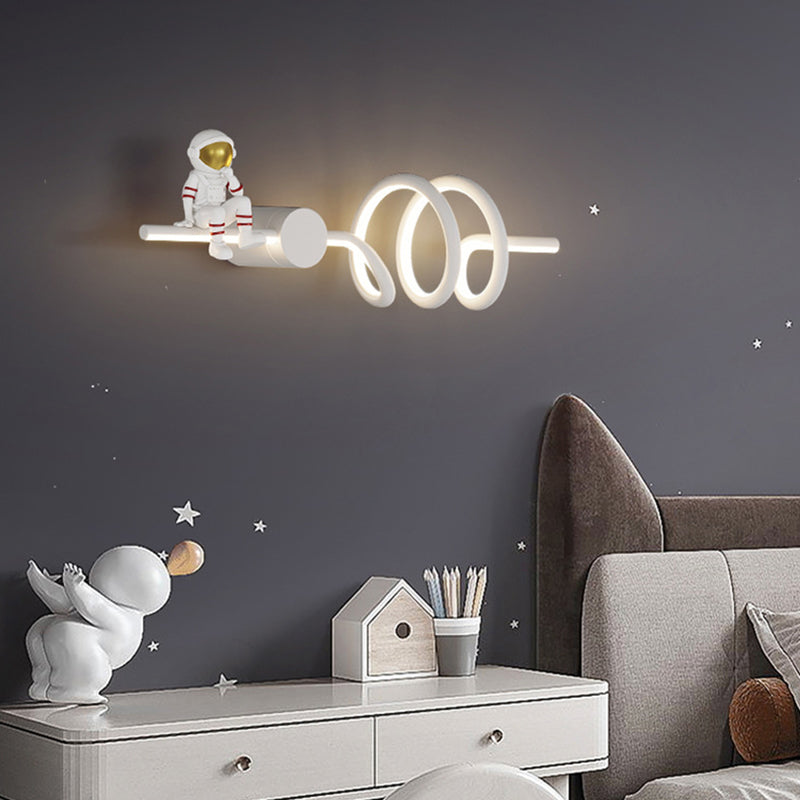 Modern Style Astronaut Wall Light Fixture Household LED Wall Light Sconce for Bedroom