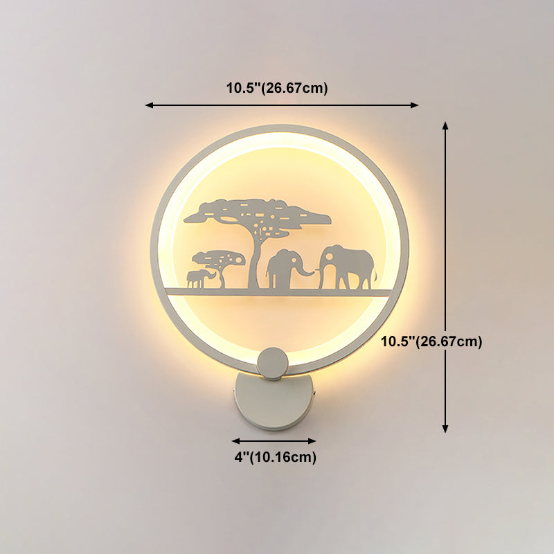 Unique Shape Metal Wall Light Modern Style 1-Light Wall Mounted Light Fixture in White