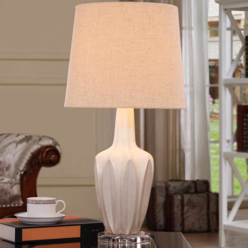 Lampe de table de chevet à tambour conique tissu contemporain 1 ampoule lampe de lecture en blanc