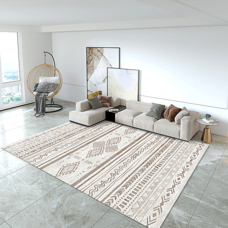 Light Orange Graphic Rug Polyester Casual Rug Stain Resistant Rug for Living Room