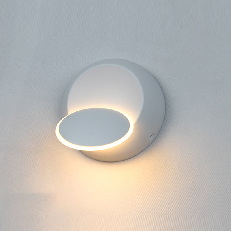 Nordic Style Aluminum Wall Light Round Rotatable LED Wall Sconce for Bedroom
