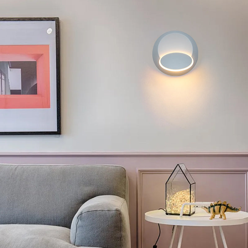Nordic Style Aluminum Wall Light Round Rotatable LED Wall Sconce for Bedroom