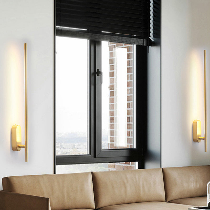 Metal Straight Shape Wall Light Modern LED Wall Sconce in Gold for Living Room