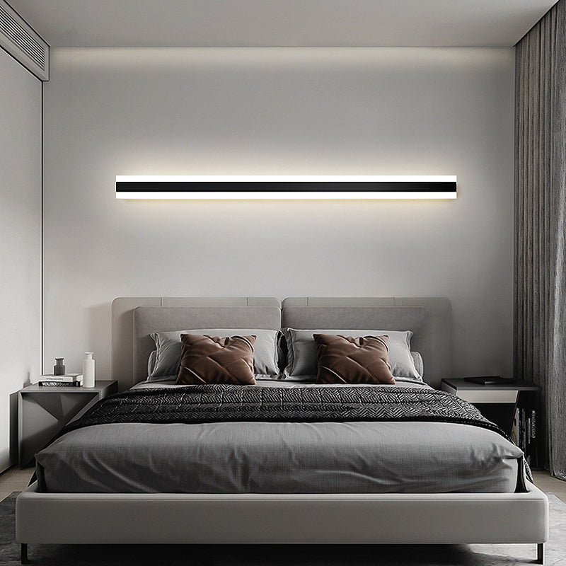 Linear Shape Metal Wall Lighting Modern Style 1 Light Wall Mounted Light Fixture in Black