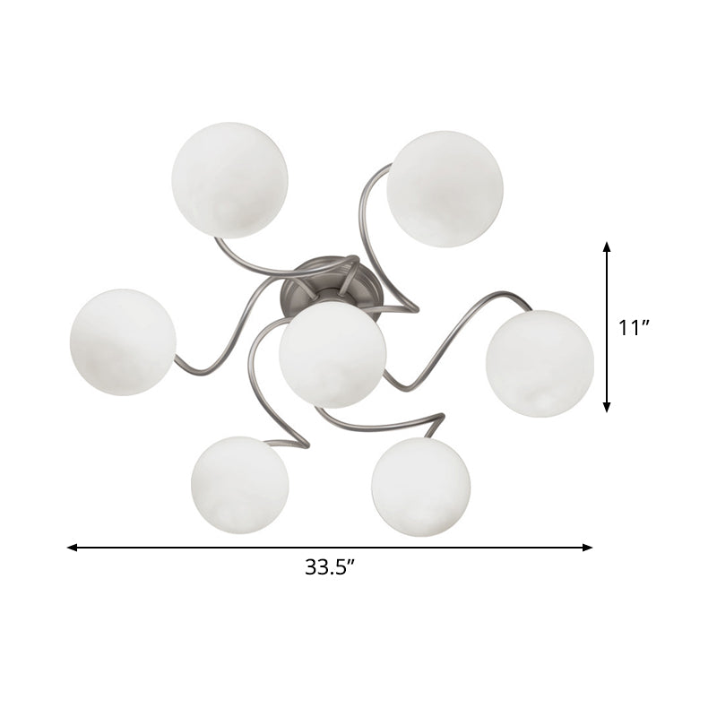 Moderne 7-Licht-Halbflush-Lampe mit gefrostetem weißen Glasschatten Silbermodo Decke Flush Mount, verdrehter Arm