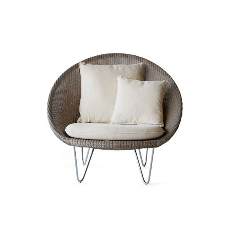 Rattan Chair41.3" L x 33.4" W x 14.4" H Arms Included Chair