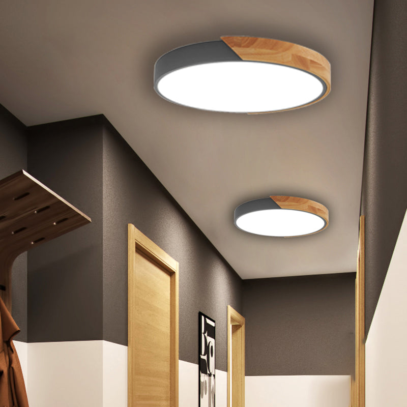 1 Light Round Flush Mount Light Modern Style Metal Flush Mount Lamp