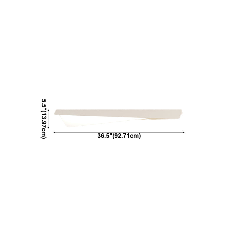 Linear Shape Metal Wall Light Modern Style Single Light Wall Sconce Light in White