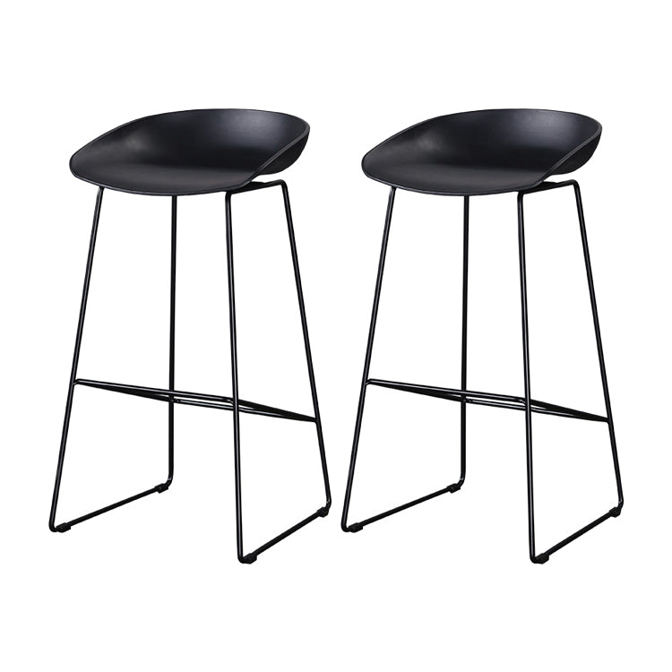Modern Plastic Coffee Shop Stool Matte Finish Low Back Footrest Barstool