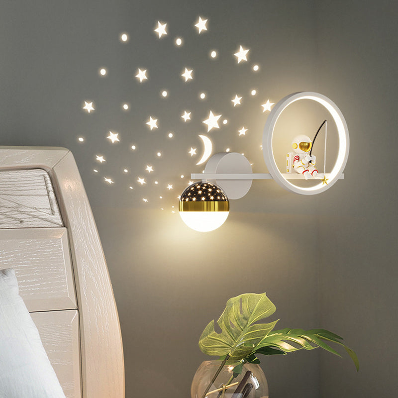 Contemporary Astronaut Wall Light Household Wall Lighting Fixture for Living Room