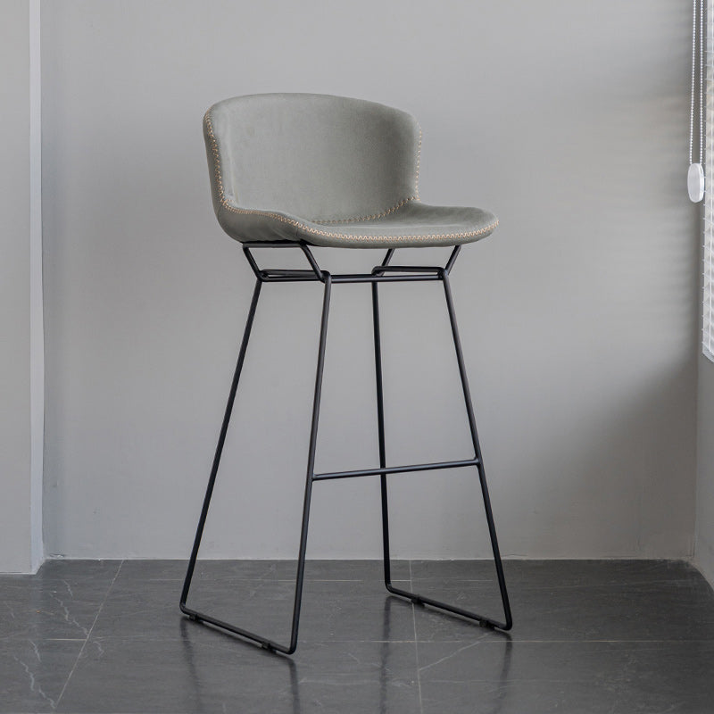 Modern Backrest Armless Counter Stool Iron Bar Stool with Black Metal Base