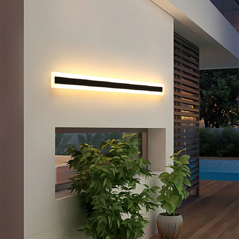 Metal Linear Shape Wall Light Modern Single Light Wall Mount Fixtures in Black