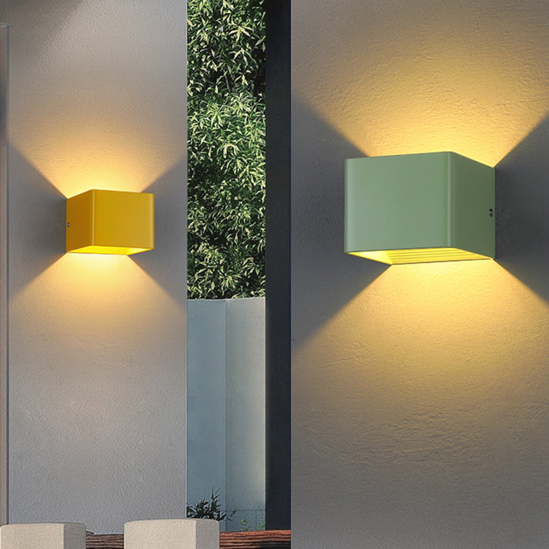 2-Light Square Wall Light Fixtures Modern Style Metal Wall Mount Lamp