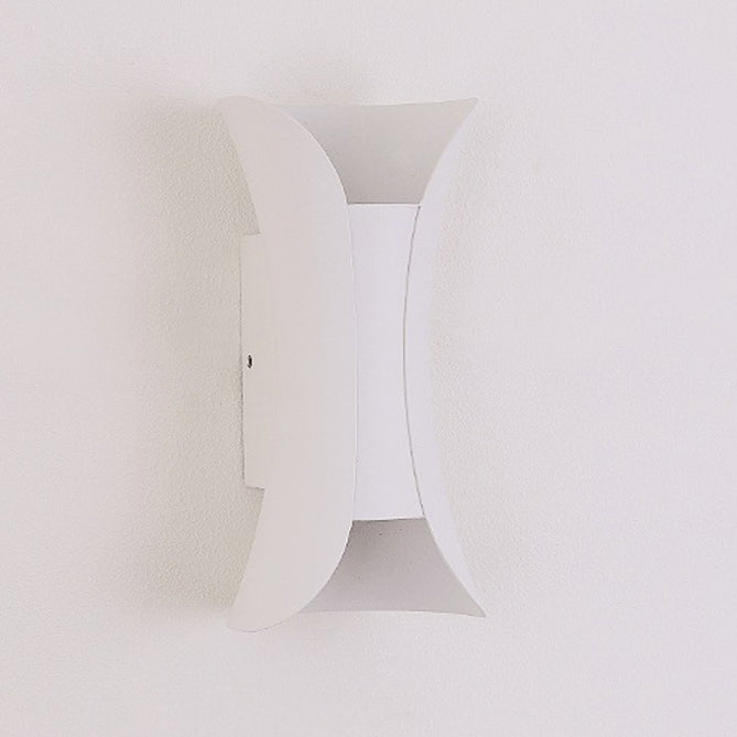 Modern Metal Wall Mount Light LED Wall Light with Aluminum Shade for Living Room