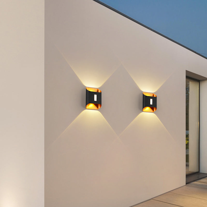Metal Square Shape Wall Lights Modern Style 3 Light Wall Mount Fixture for Living Room