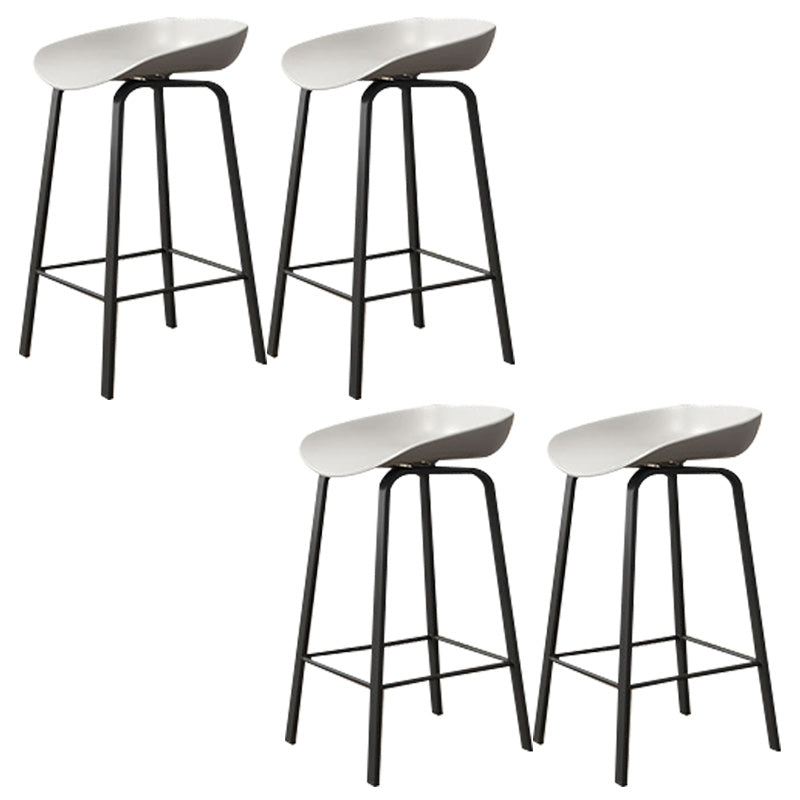 Modern Backrest Armless Counter Stool Plastic Bar Stool with Metal 4 Legs