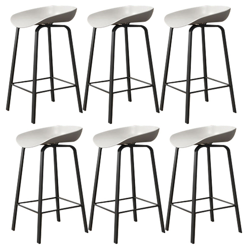 Modern Backrest Armless Counter Stool Plastic Bar Stool with Metal 4 Legs