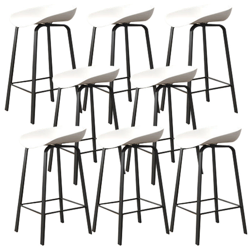 Modern Backrest Armless Counter Stool Plastic Bar Stool with Metal 4 Legs